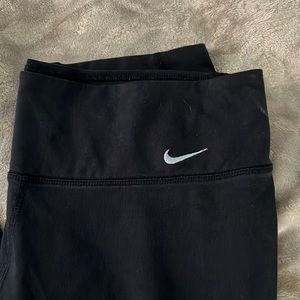 black nike leggings